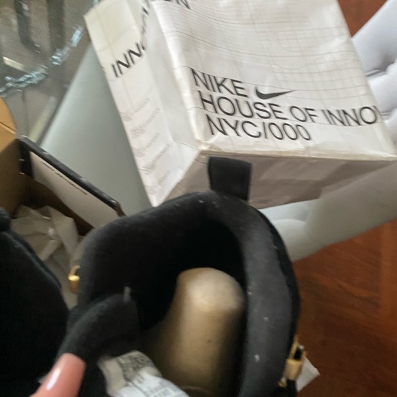 Air Jordan 12 Retro (NWOT) Black/Black -White - Picture 7 of 9